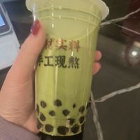 抹茶味珍珠奶茶，饱腹而带来愉悦感