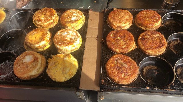 草鸡蛋汉堡－科巷必吃美食