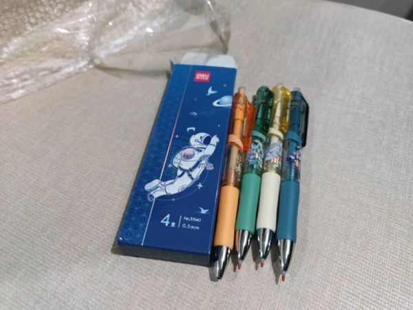 开学新宠！得力熊猫可擦笔，孩子超爱