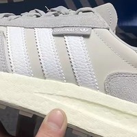 早春潮流穿搭，adidas Originals Retropy E5