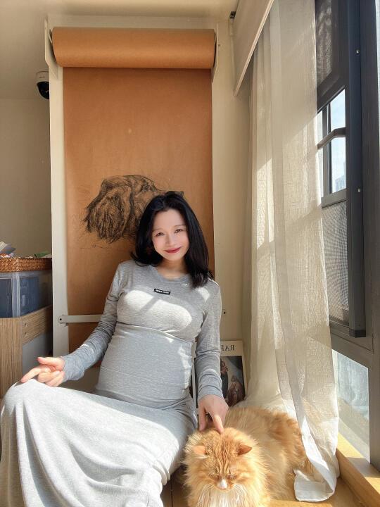 32周孕晚期啦！好喜欢每天晒太阳🌞！