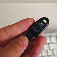 数据存储太麻烦？闪迪64GB USB3.2 U盘帮你轻松搞定！