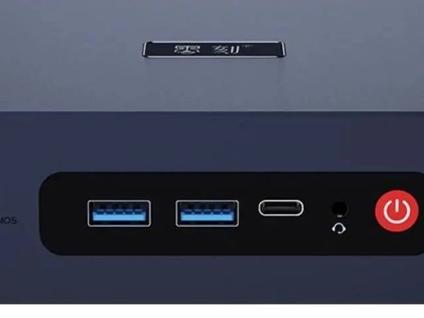 【淘机】硬解8K，外挂12盘位，性能无敌的NAS小主机登场